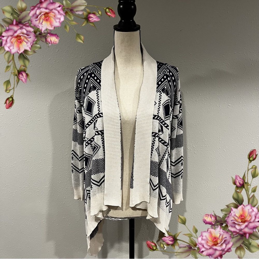 ‎Tribal print long sleeve open asymmetrical cardigan